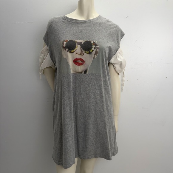 RD Style Dresses & Skirts - RD Style Graphic T-Shirt Dress Gray  Cotton Puff‎ Sleeve Pop Art Cold Shoulder L